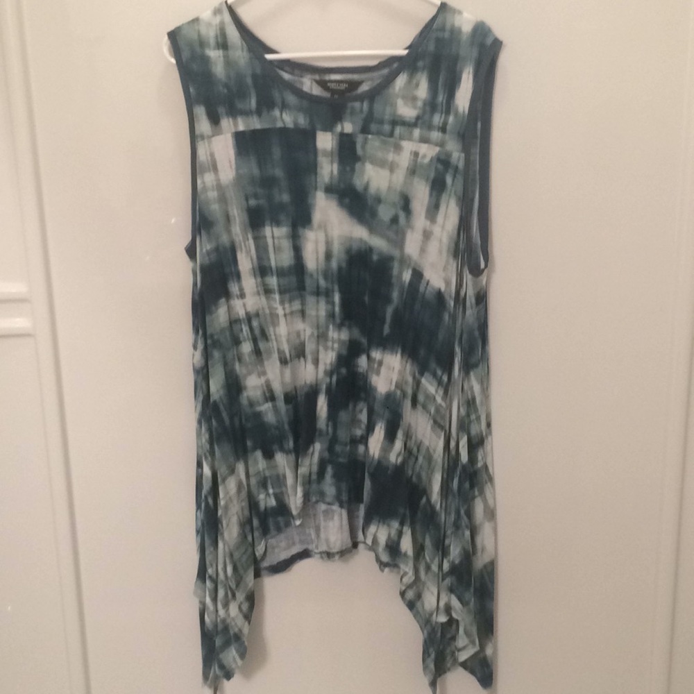 Simply Vera Wang Blue/Green/White Flared Tank 1X